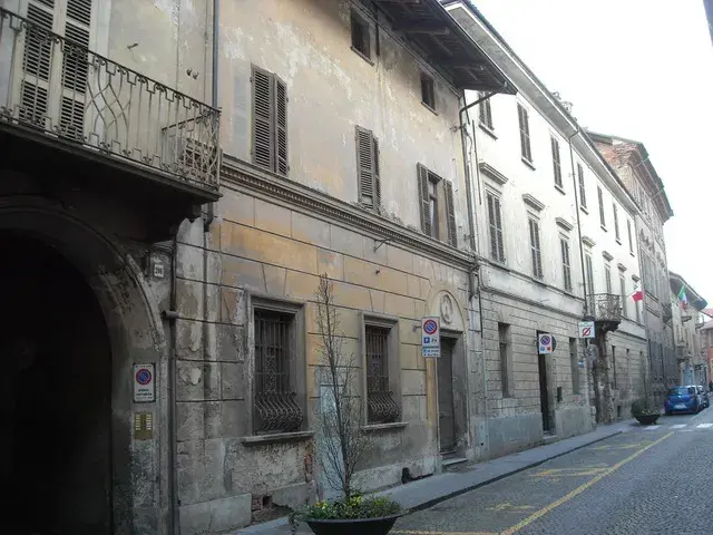 Il Consiglio comunale dà il via libera alla vendita dell’immobile di via Vittorio Emanuele