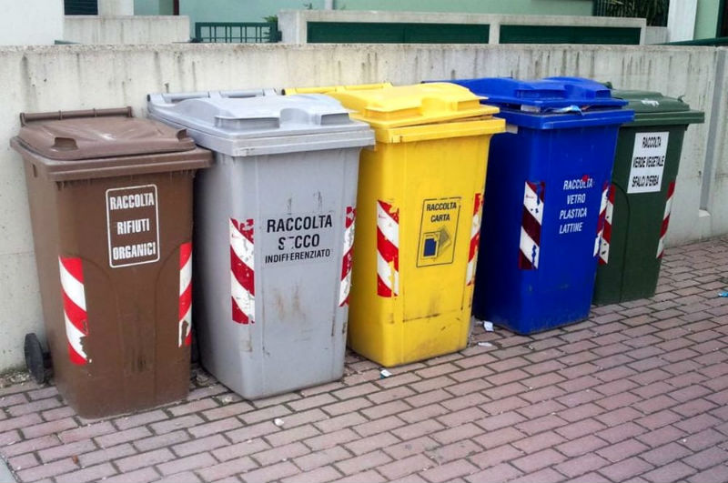 Ad ottobre l’ultimo lavaggio del 2023 dei contenitori dei rifiuti