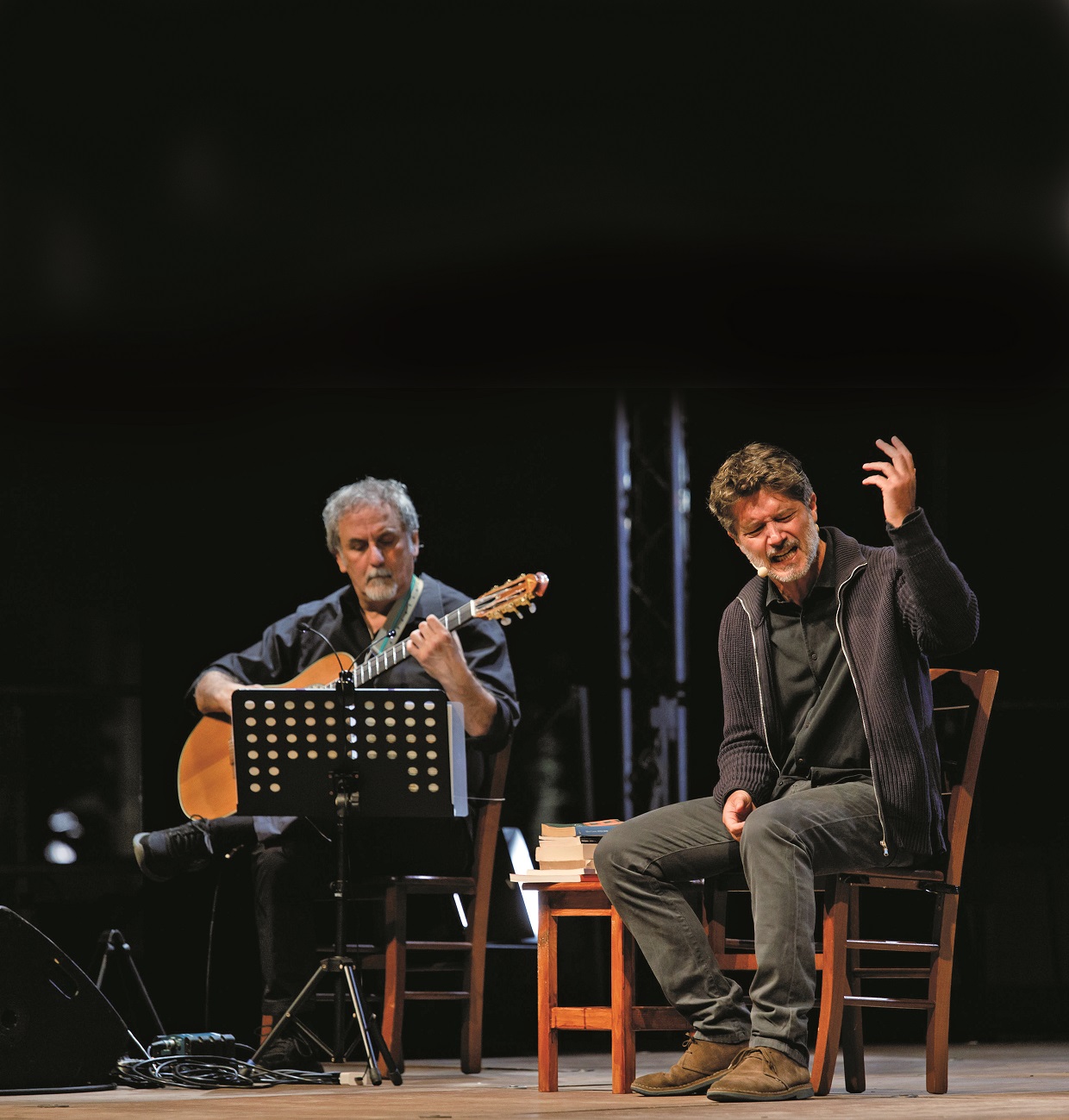 Ettore Bassi porta al Teatro Politeama di Bra “Il mercante di luce”