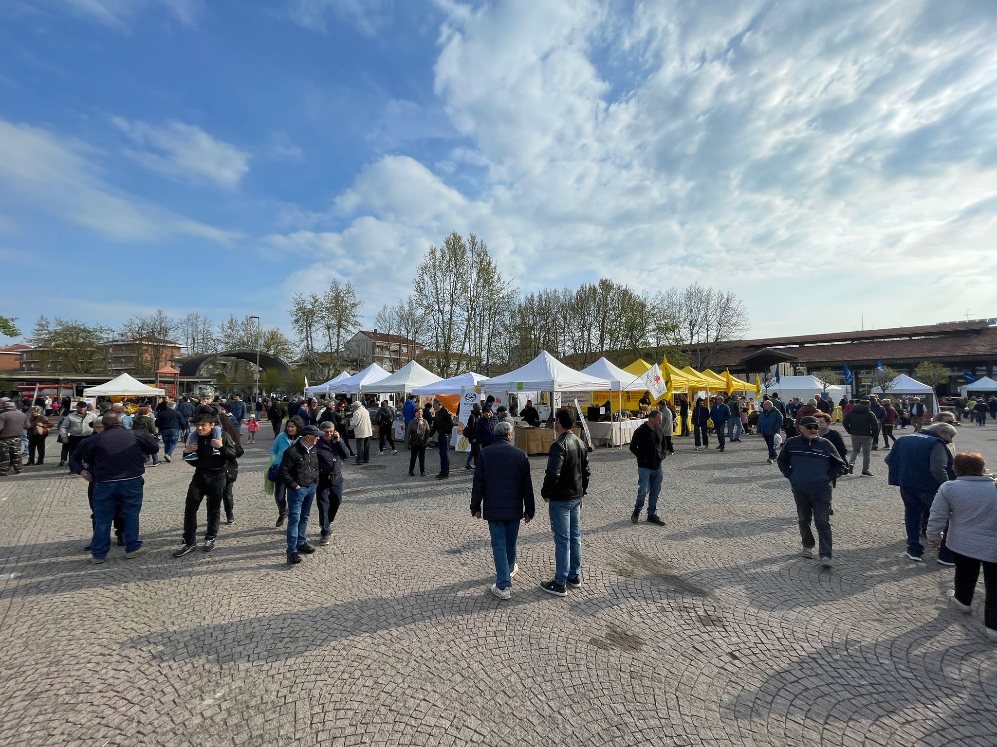 Ritornano a Bra i mille colori e sapori della Fiera di Pasquetta