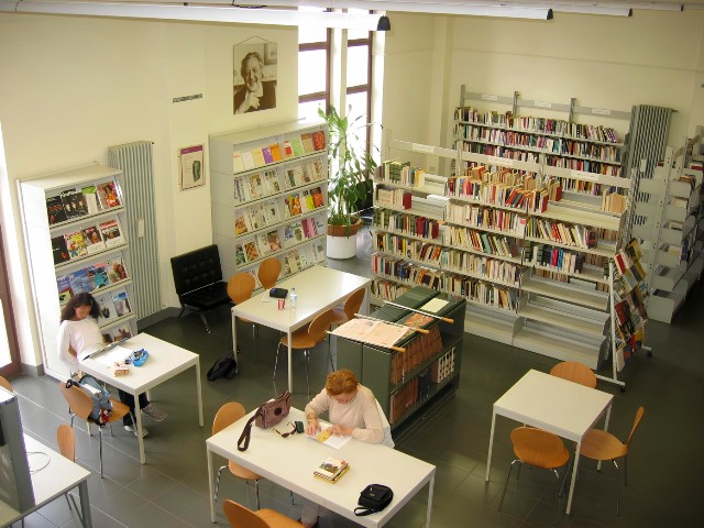 Biblioteca civica