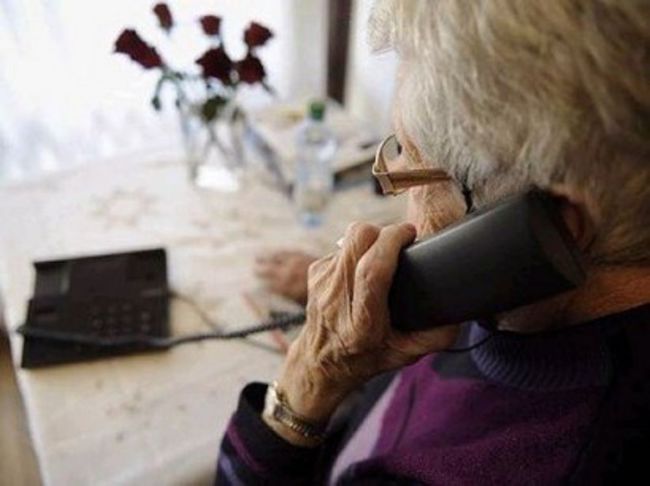 Io ti chiamo a casa: da Bra un’iniziativa a supporto di chi è solo