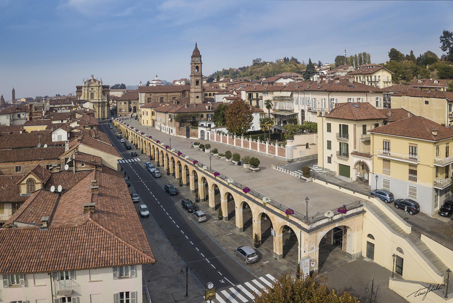 Buona Pasqua, di rinascita e speranza. Restiamo uniti e restiamo a casa!