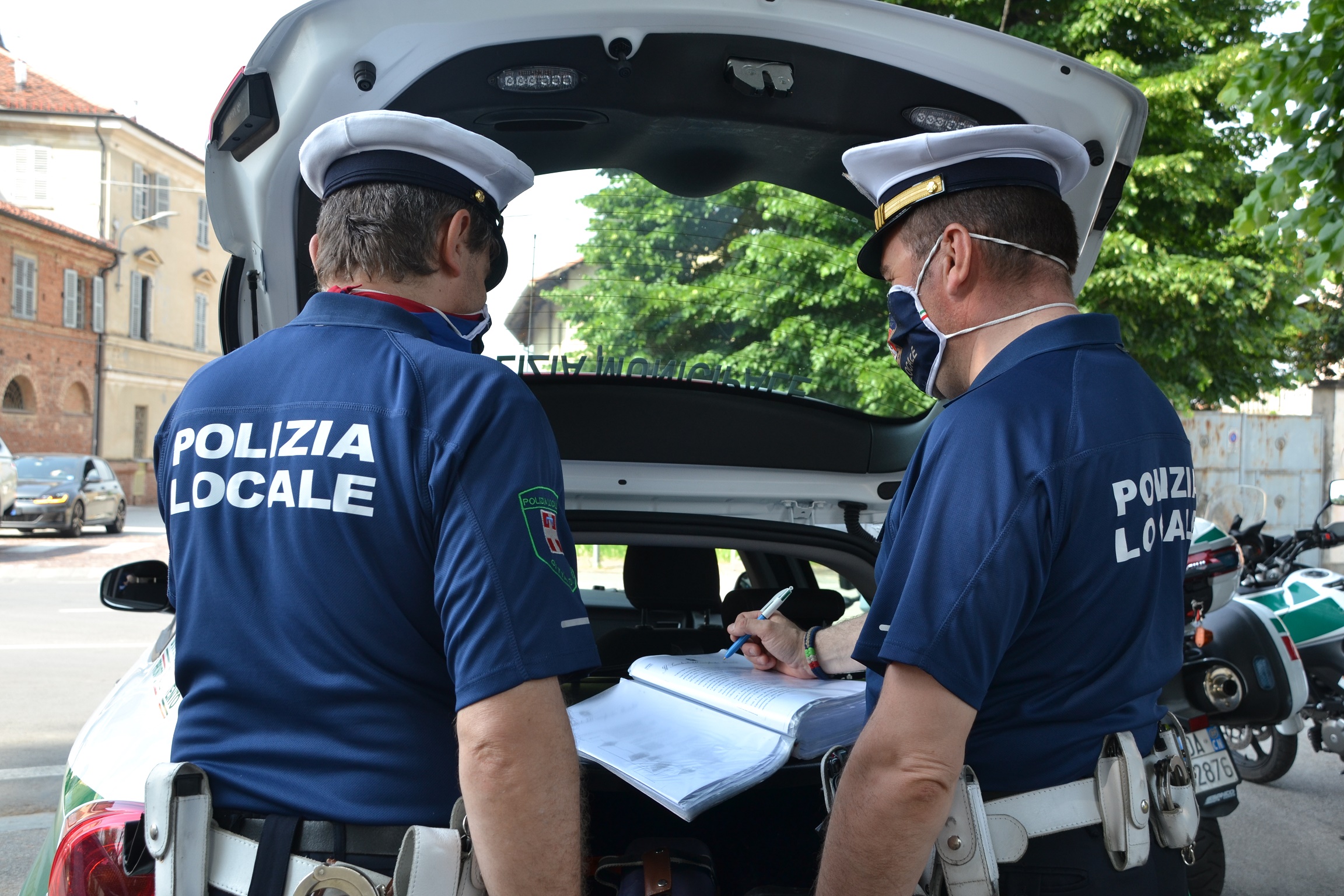 Furto in un centro commerciale, 20enne denunciata dalla Polizia Municipale
