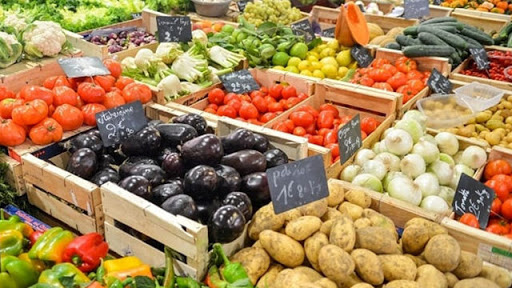  Bra: da domani mercato con i soli generi alimentari