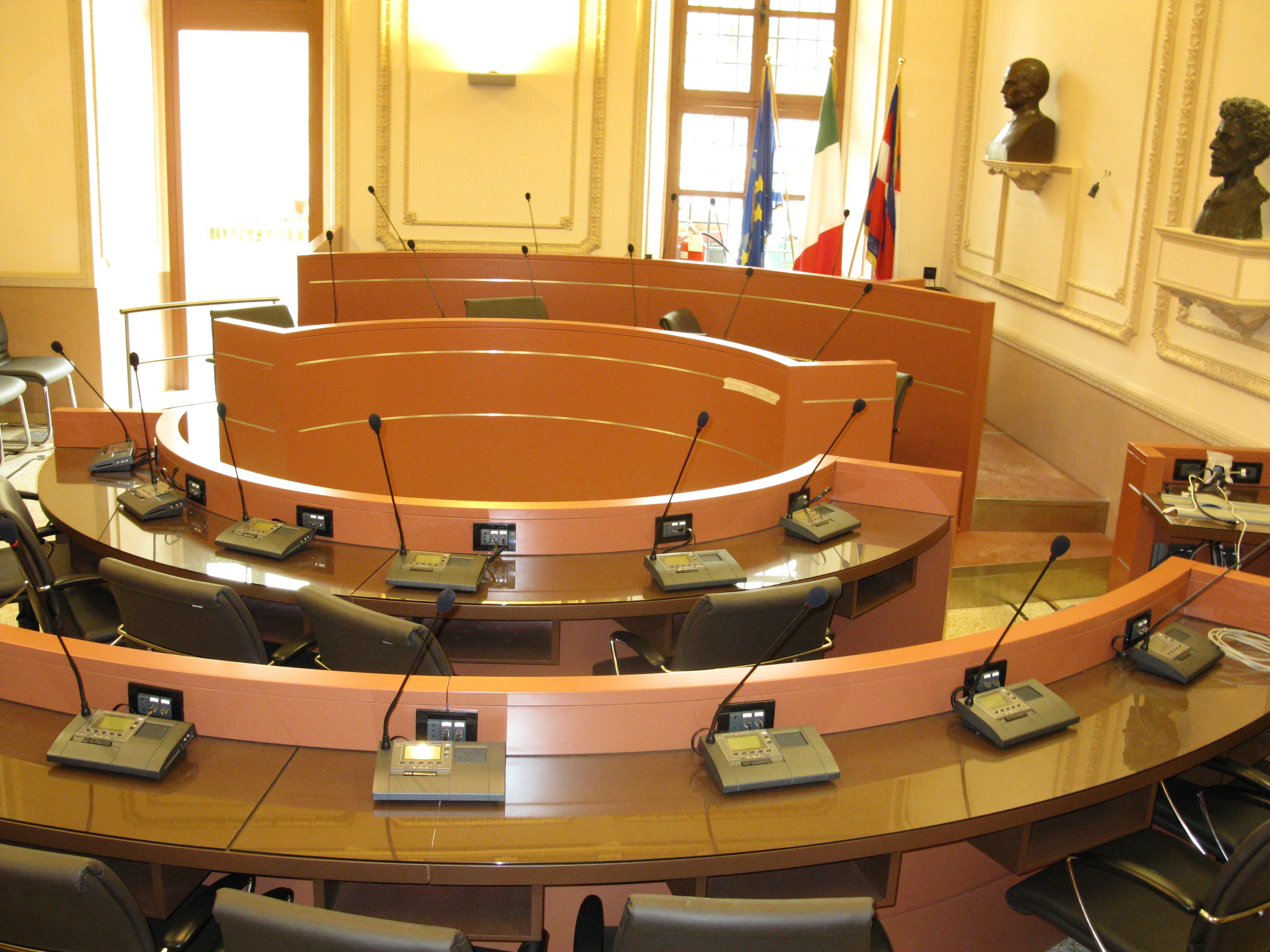 Il Consiglio comunale di Bra si riunisce per discutere il bilancio