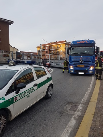 Bra: incidente sul ponte di via Cuneo