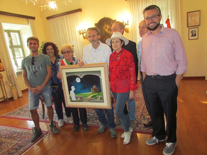 Il pittore Gotta  ha donato un quadro alla biblioteca di Bra