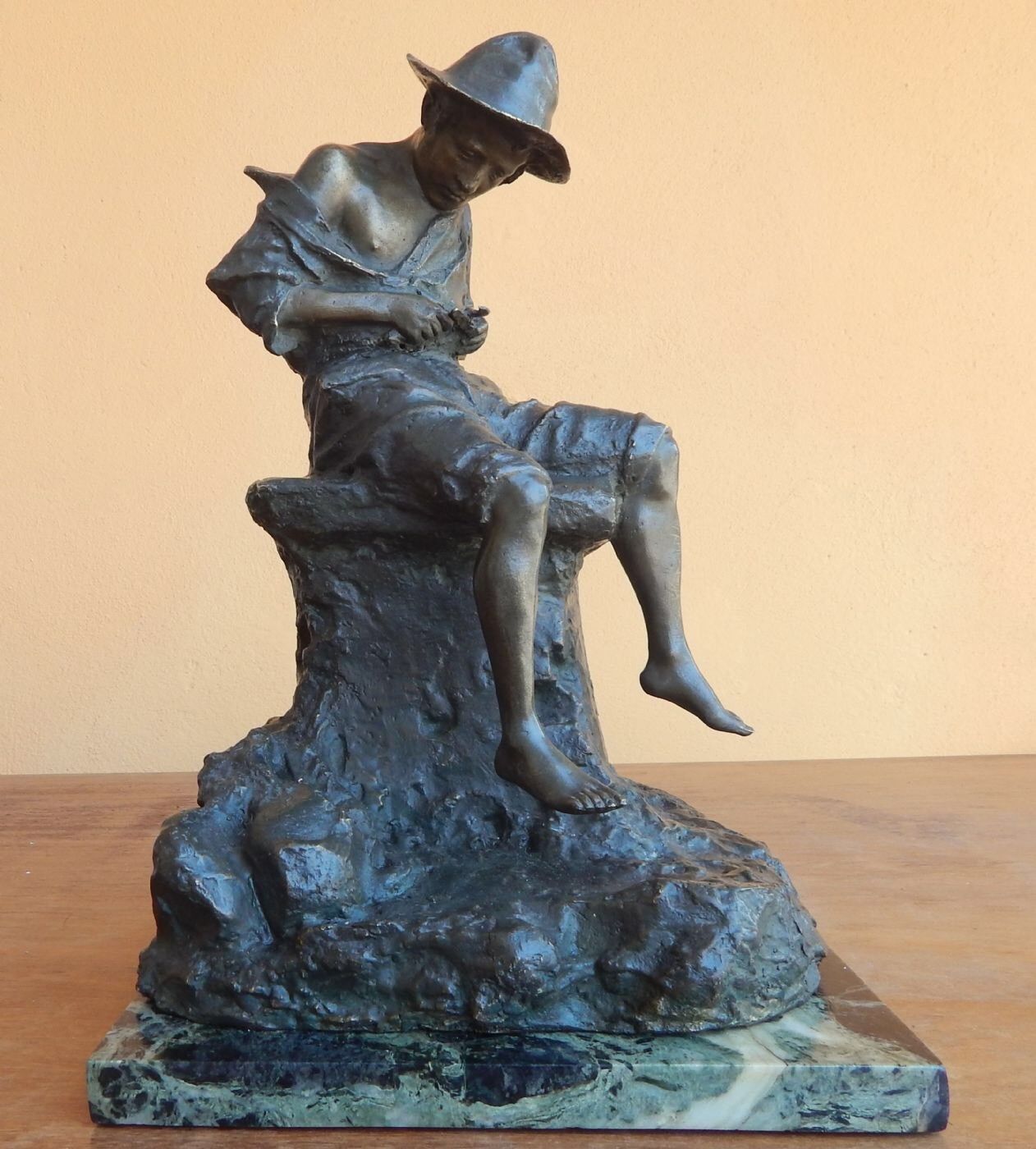 Bra: raccolta fondi per acquistare una statua  