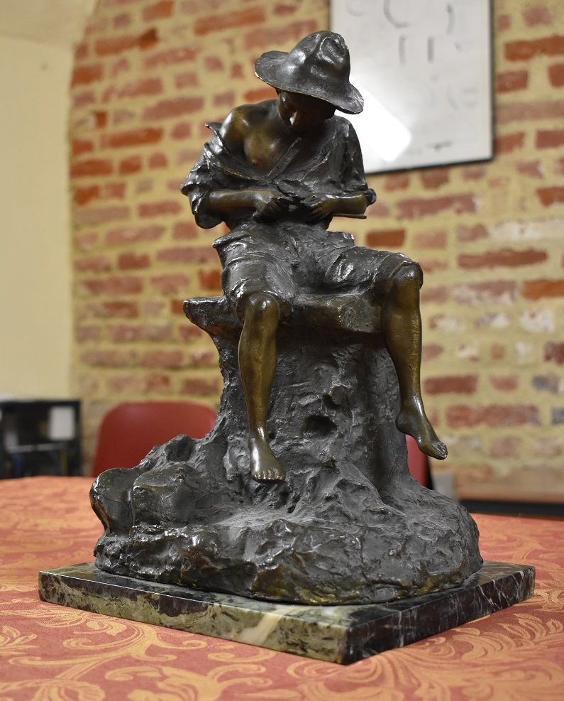 Nuova scultura per Palazzo Traversa grazie ad una raccolta fondi
